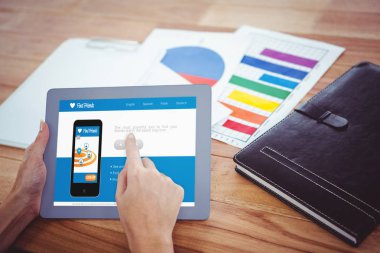 hipster kadın 3D tablet kullanma