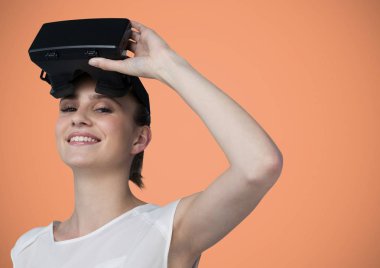 Sanal gerçeklikteki kadın kulaklığı 