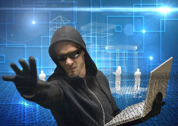 Hacker extiende su mano mientras trabaja en el portátil —  Fotos de Stock