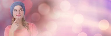 Düşünme kadın parlak ışık bokeh geçiş ile