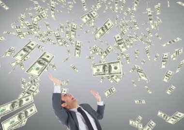 Para yağmur gri arka plan bakarak iş adamı