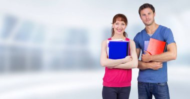 Öğrencilerin önünde arka plan bulanık