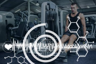 Fotoğraf egzersiz adama karşı tıbbi arabirimi