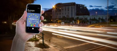 Mobil tutan eli kırpılmış