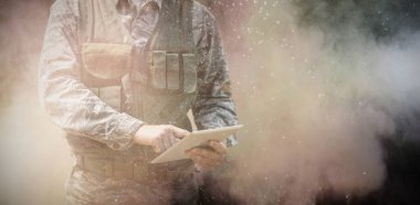 askeri dijital tablet kullanma 