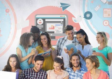 Grup önünde grafik okuma öğrenci