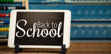 Dijital tablet okul metin geri