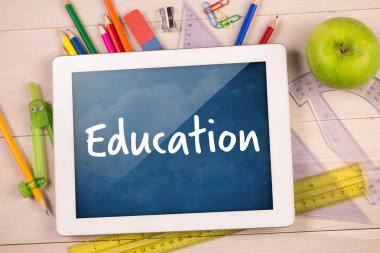 bulutlu gökyüzü karşı ayna