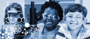 deneme yapıyor çocuklar karşı kimyasal formüller