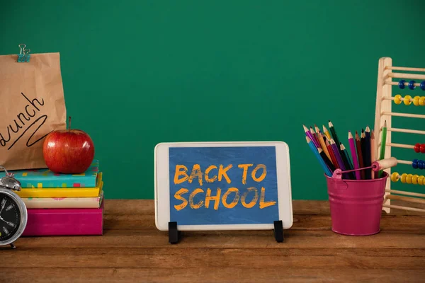 Dijital tablet okul metin geri