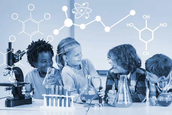 Çocuklar karşı kimyasal formüller — Stok fotoğraf