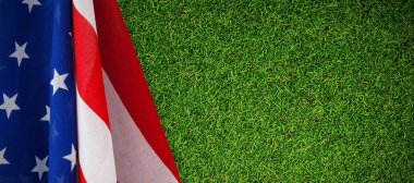 Amerikan bayrağına yaklaş.