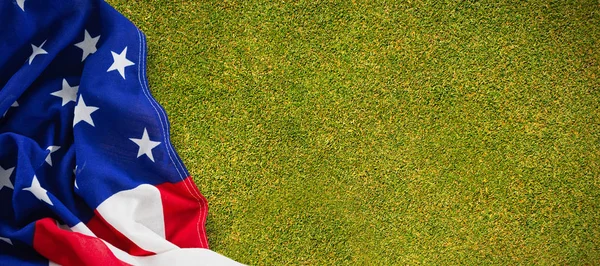 Amerikan bayrağı çim mat karşı