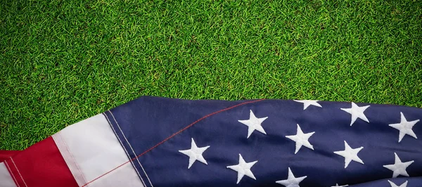 Amerikan bayrağı çim mat karşı