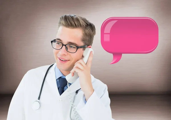 Doctor on phone with shiny chat bubble — Stock Photo, Image