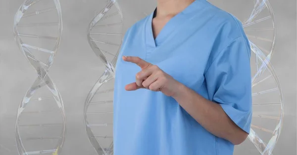 Doutor apontando algo com DNA 3D — Fotografia de Stock