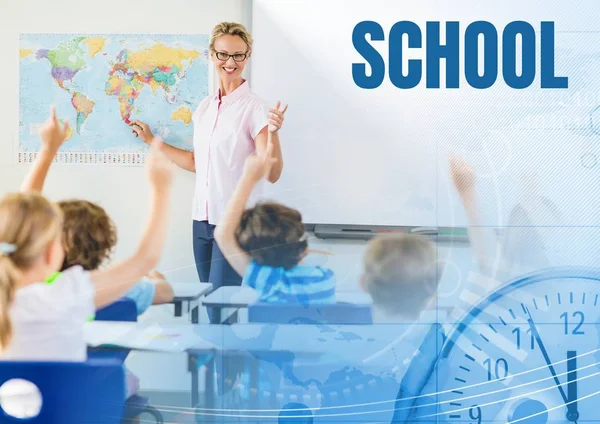 School tekst en basisschool leraar met klasse — Stockfoto
