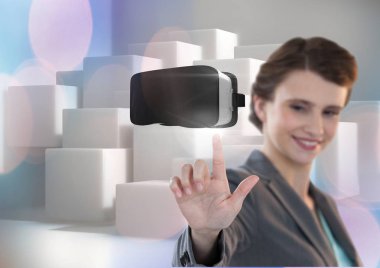 Sanal gerçeklik kulaklık dokunmadan kadın