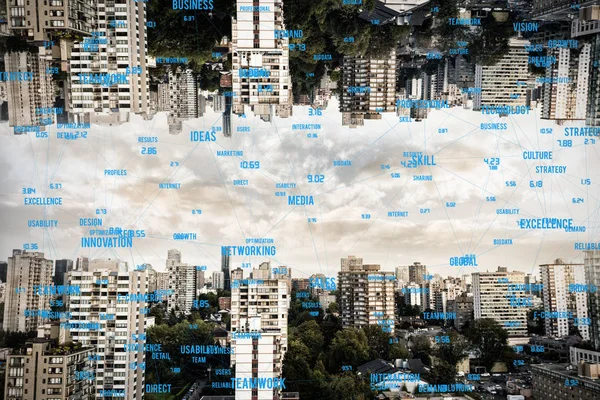 Cidade contra o céu azul — Fotografia de Stock