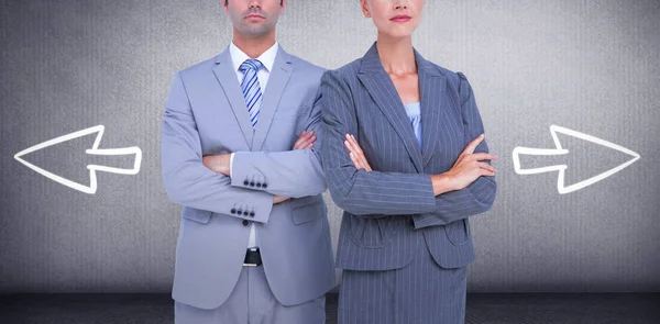 Gente de negocios con los brazos cruzados — Foto de Stock