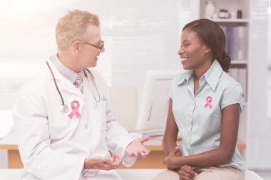 Kanseri Bilinçlendirme şerit doktor karşı