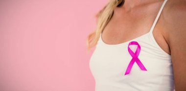 Concientización del cáncer del mama apoyo mujer
