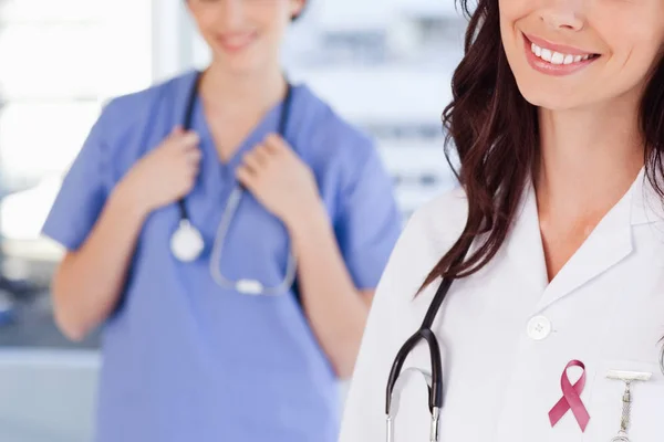 Smiling nurse standing — Stock Photo, Image