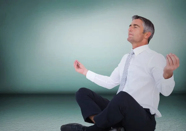 Business man meditating — Stock Photo, Image