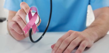 cerrah holding stetoskop