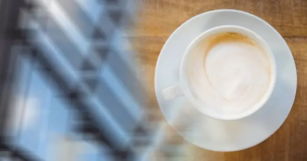 Frais généraux de tasse à café blanche — Photo