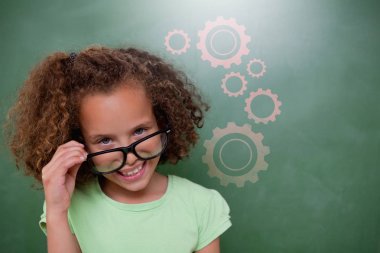 Öğrenci devirme gözlük