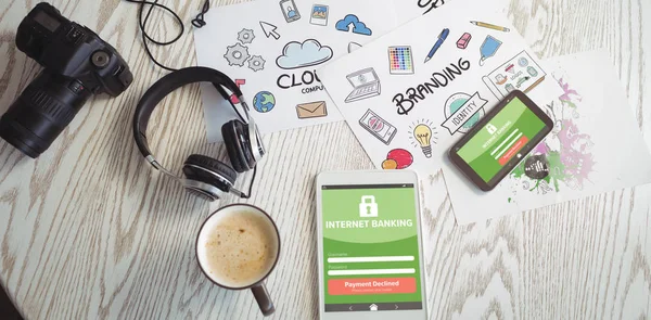 internet bankacılığı metin giriş sayfası ile mobil ekranda