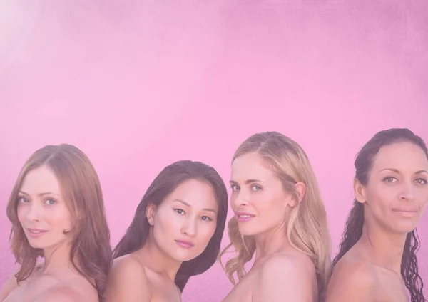 Filtro nebbioso rosa sopra le teste delle donne — Foto Stock