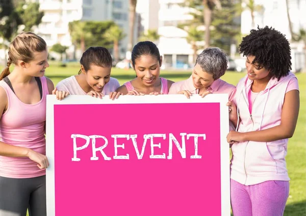 Concienciación mujeres celebración tarjeta — Foto de Stock