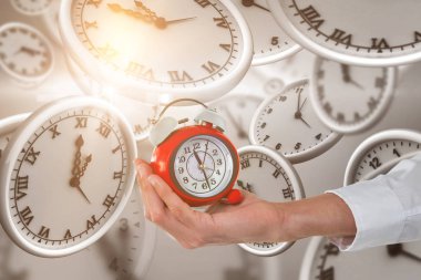  el tutma çalar saat