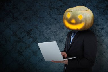 işadamı ile kabak başına