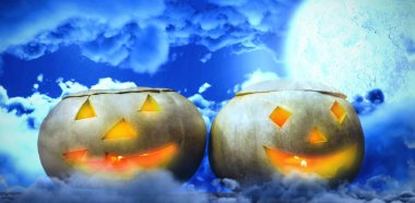 Işıklı jack o fener masada