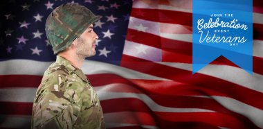 Kendine güvenen asker üniformalı