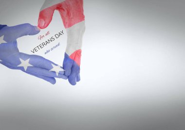 Gaziler günü, ABD ile metin ellerinde bayrak