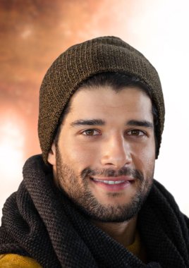 Sonbahar şapkalı adam