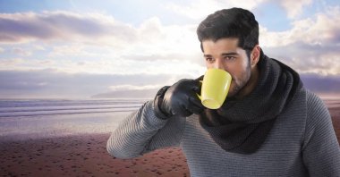 Adam Kupası denizden içme eşarp ile