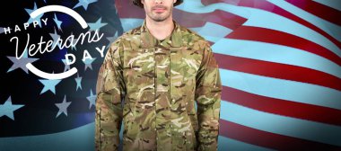 Kendine güvenen asker ayakta