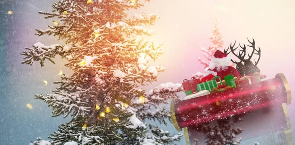 Papai Noel voando seu trenó — Fotografia de Stock