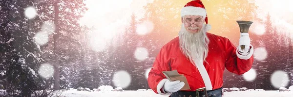 Santa com paisagem de inverno com sino — Fotografia de Stock