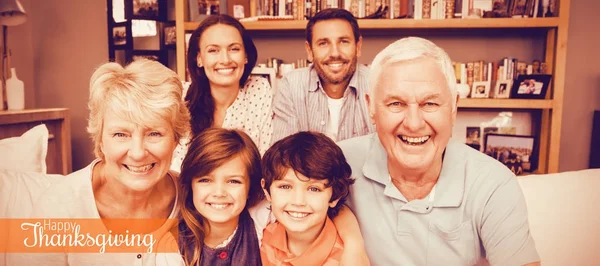 Щаслива сім'я з дідусем і бабусею — стокове фото
