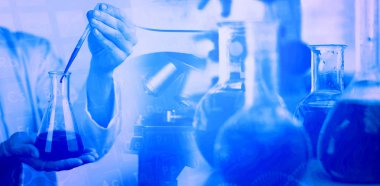 Kimyasal deneme yapım bilim adamı 