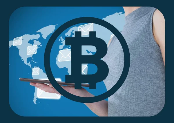 Bitcoin pictogram en vrouw met tablet — Stockfoto