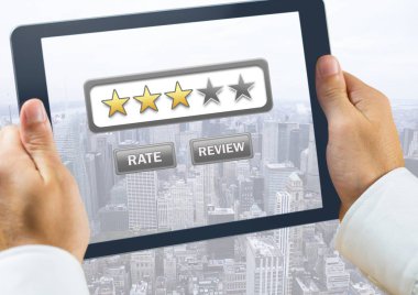 El tutma tablet şehir üzerinde 