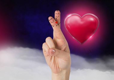 Sevgililer parmak dijital bileşik seviyorum çift ve parlak kalp grafiği