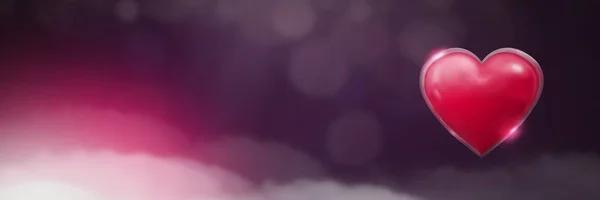 紫色の霧の背景に光る光沢のある心のデジタル合成 — ストック写真